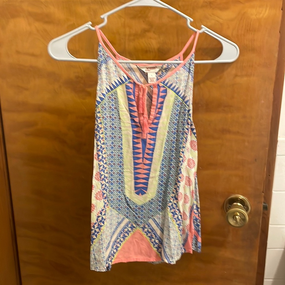 Women’s patterned blouse